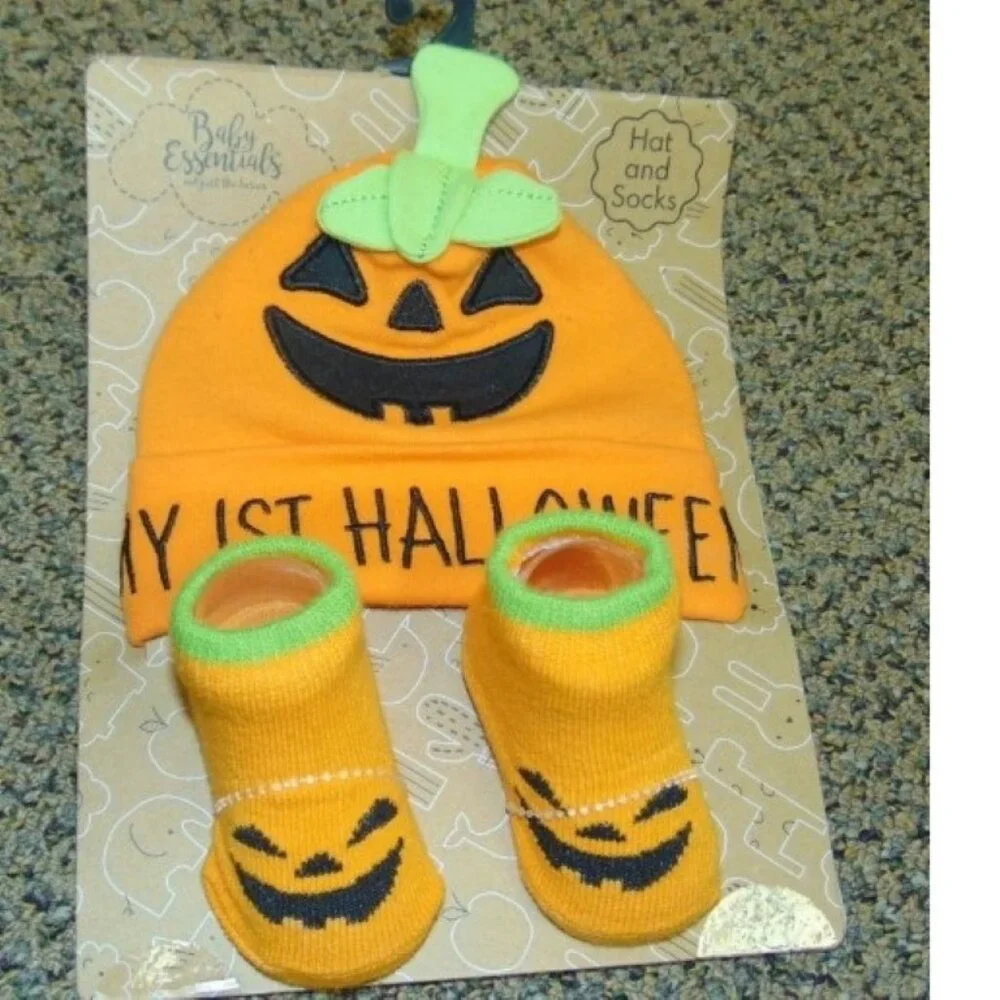 Carters Infant My First Halloween Hat & Booties 0/6 months Orange Pumpkin Unisex - Picture 2 of 4